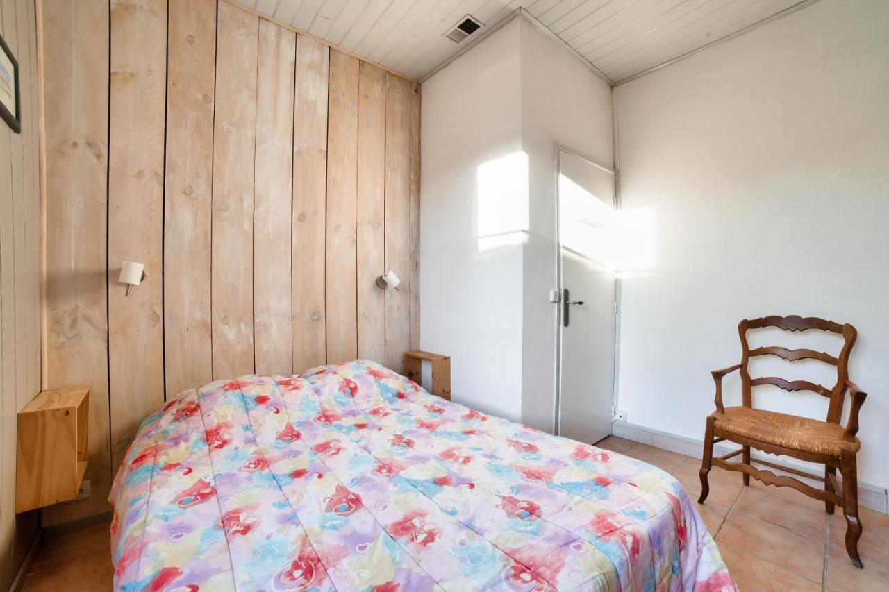 Jolie Maison Avec Cour Pour 5 Personnes 누아르무티에 앙 릴 외부 사진